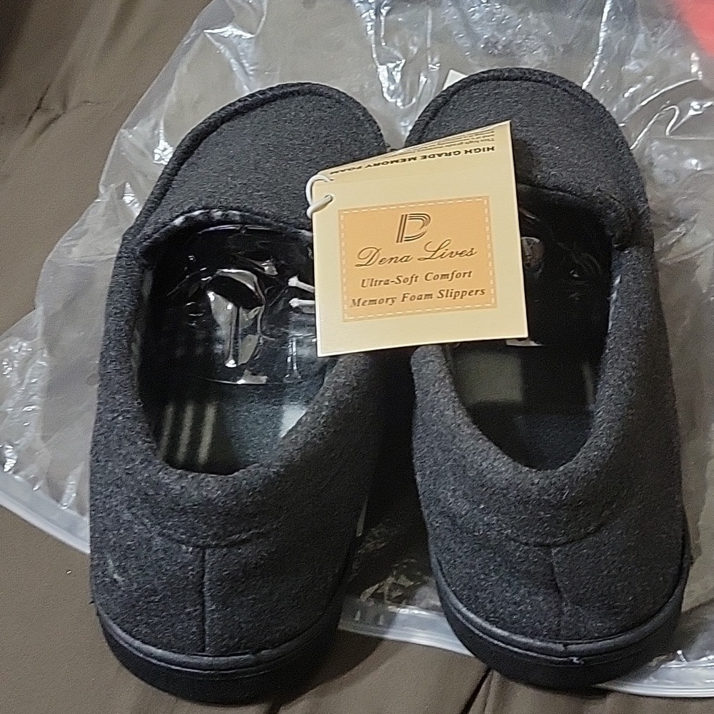 NWT Men's Memory FoaM Slipper - Picture 7 of 7